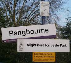 Pangbourne station sign